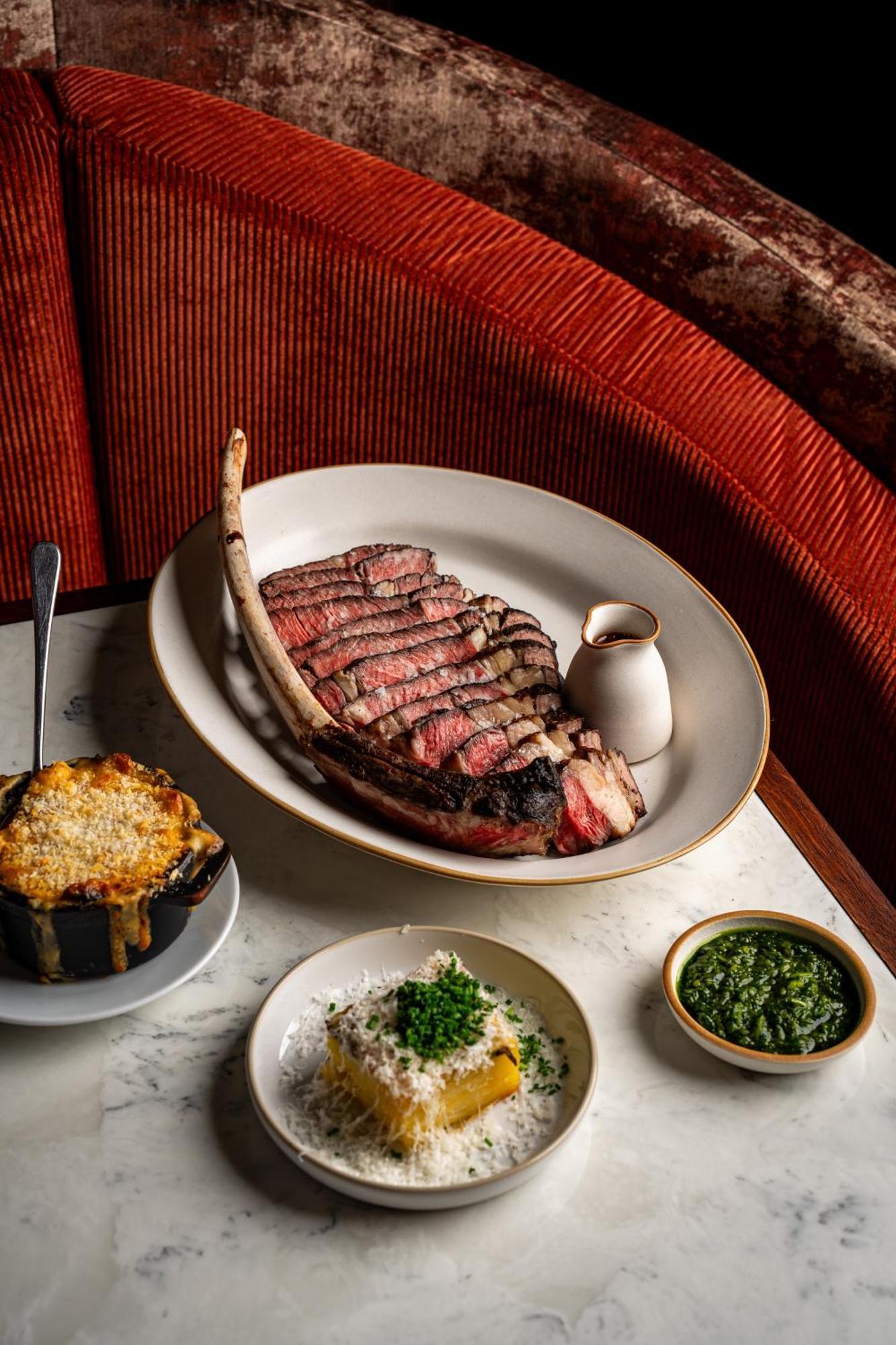 Lanelay Hall Hotel & Spa Hensol Luaran gambar A steak at the restaurant